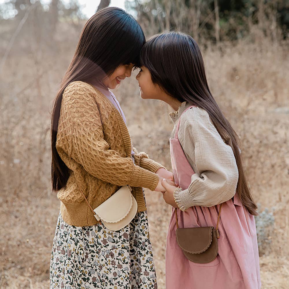 Child Scalloped Leather Purse