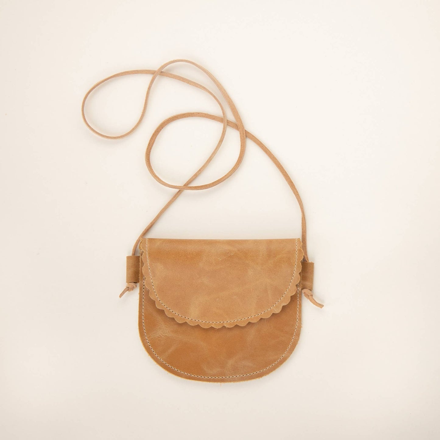 Scalloped Leather Little Girl Purse in Butterscotch